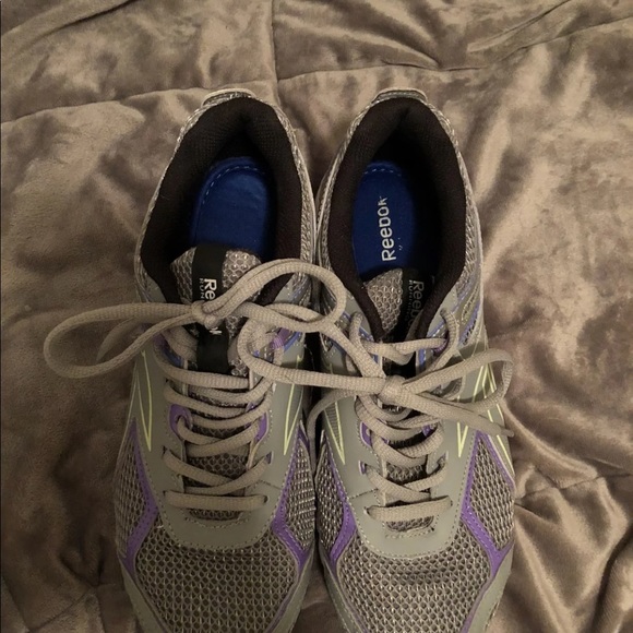 Women’s Reebok Running Shoes - Picture 5 of 6